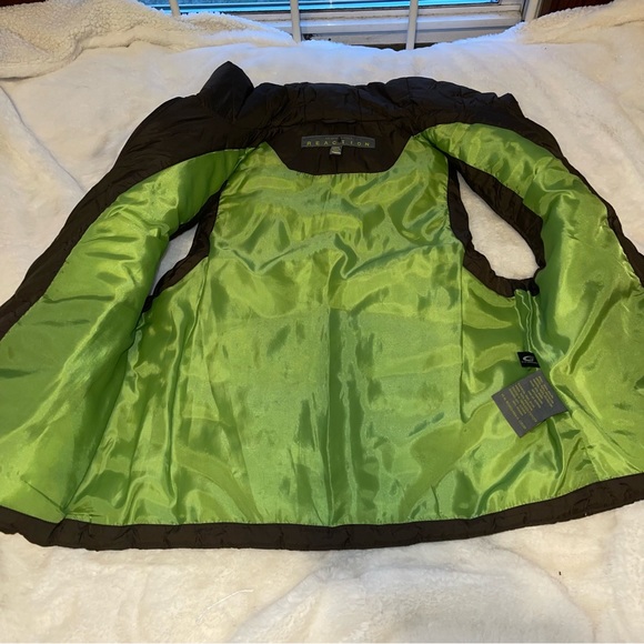 Kenneth Cole Reaction Down Vest - Picture 4 of 9